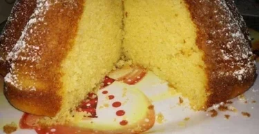 Base per torta di mele fresca e deliziosa con mele e spezie