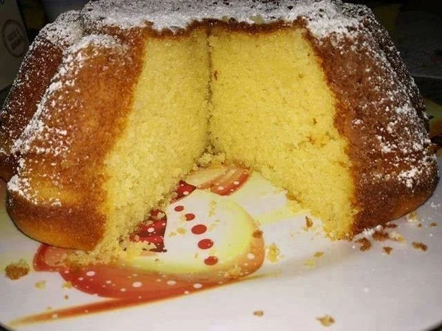 Base per torta di mele fresca e deliziosa con mele e spezie