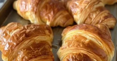 Cornetti fatti in casa freschi e croccanti