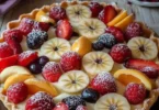 Deliziose crostatine alla frutta fresche e colorate