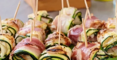 Involtini di zucchine grigliate ripiene di robiola e prosciutto cotto