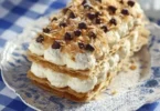 Millefoglie con Sfogliatine, dolce a strati con crema e sfoglia croccante