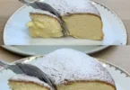 Torta allo yogurt cremosa con decorazione golosa