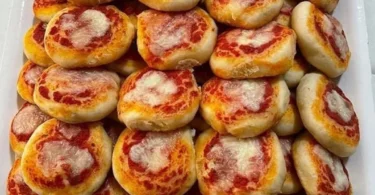 Pizzette super morbide pronte da gustare con ingredienti freschi