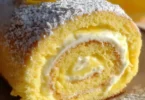 Deliziosi Rotoli al Limone pronti da gustare