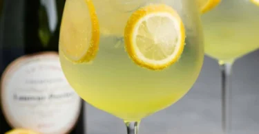 Spritz al Limoncello: cocktail estivo rinfrescante con limoncello