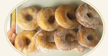 Deliziose zeppole di patate, frittelle italiane croccanti e morbide.