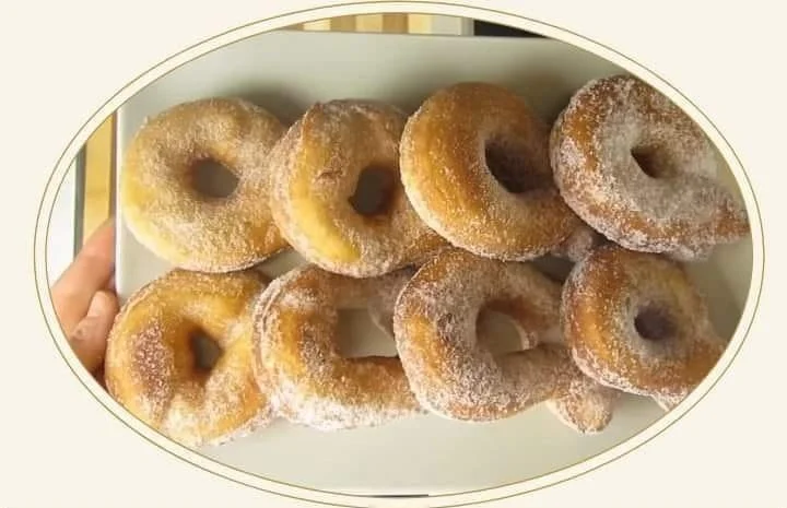 Deliziose zeppole di patate, frittelle italiane croccanti e morbide.
