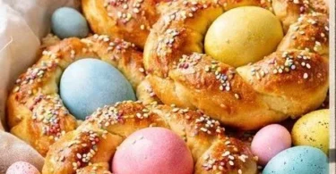 Brioche di Pasqua tradizionale italiana, dolce tipico per le festività pasquali.