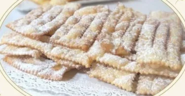 Chiacchiere Fritte di Carnevale croccanti e deliziose