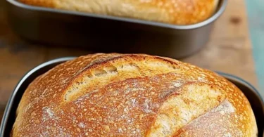 Preparazione di pane fresco in 5 minuti con ingredienti semplici.