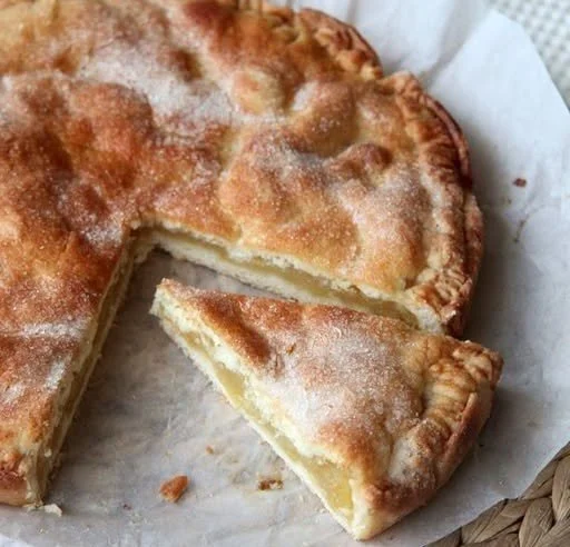 Fetta di Torta Cuor di Mela con mele e cannella