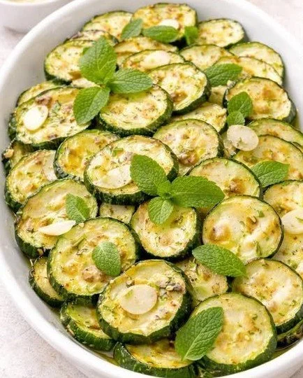 Zucchine alla Scapece, un contorno tipico della cucina italiana