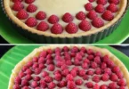 Tarte au chocolat bianco con framboises fresca e decorativa.